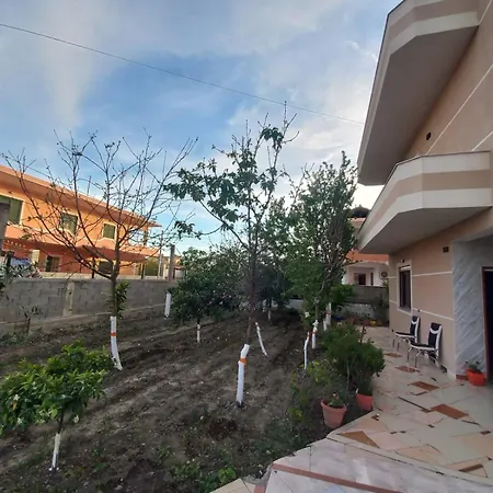 아파트 Vila Qani