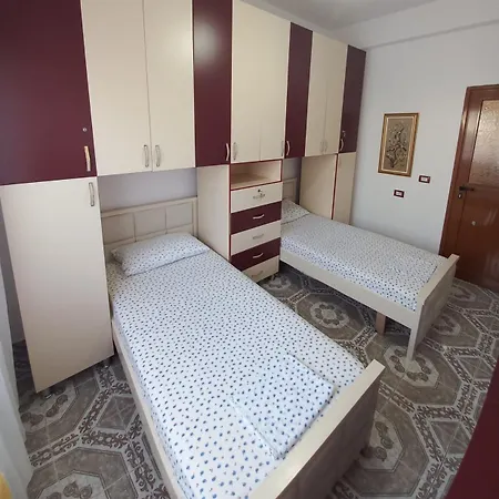 Vila Qani Avlonya