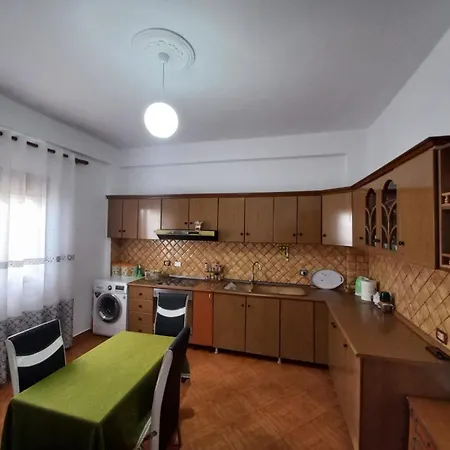 Vila Qani Avlonya